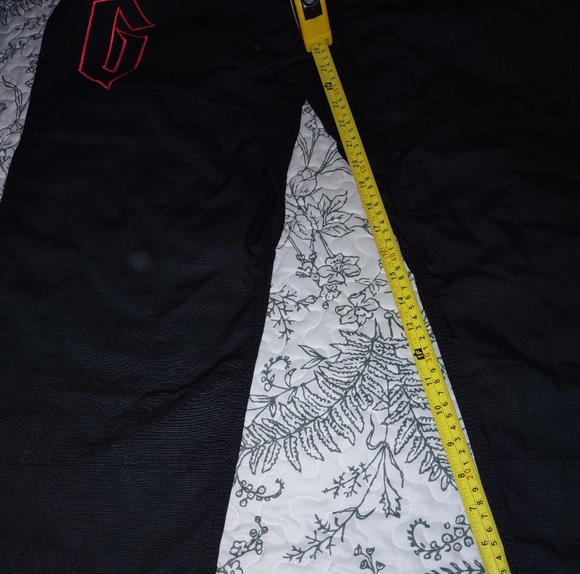Jujitsu pants and beginners belt - Picture 4 of 5